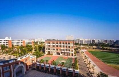 成都市第二十中學(xué)?！赋踔胁俊?></a></div>
            <dl>
              <dt><a href=