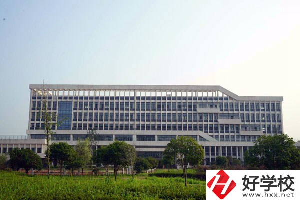 益陽職業(yè)技術學院（中職部）的招生代碼是多少？學校好不好？