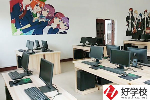 岳陽(yáng)江南通信職業(yè)技術(shù)學(xué)校實(shí)訓(xùn)室