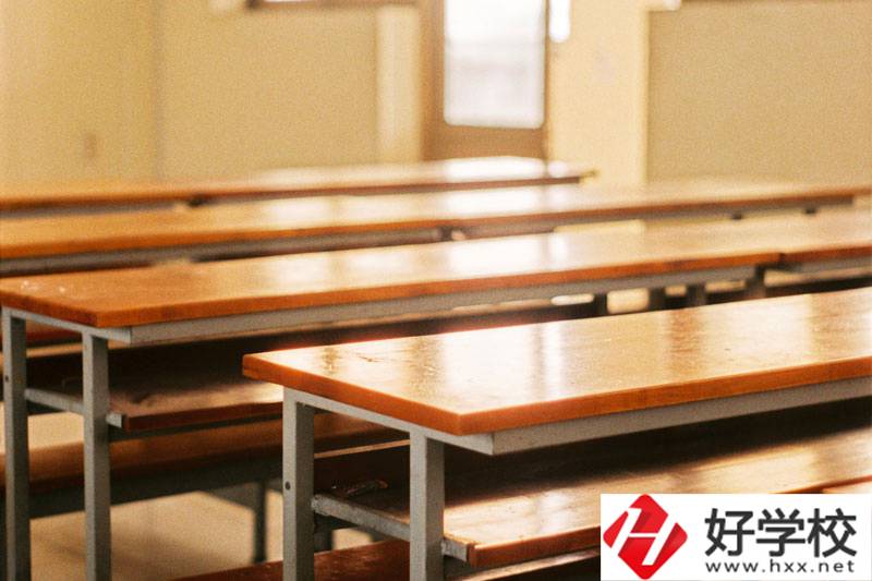 湖南省澧縣職業(yè)中專學校有哪些專業(yè)？學費貴不貴