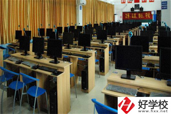 衡陽建筑職校怎么樣？建筑類專業(yè)就業(yè)前景怎么樣？