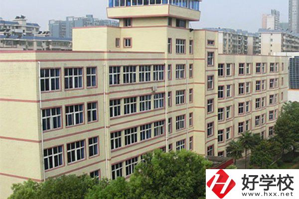 在郴州讀中專一年學費要多少？