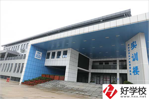 想在湖南學(xué)習(xí)建筑類(lèi)專(zhuān)業(yè)，推薦這所中職院校