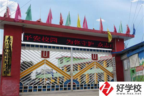 龍山縣誠(chéng)信職業(yè)技術(shù)學(xué)校有升學(xué)班嗎？升學(xué)率是多少？