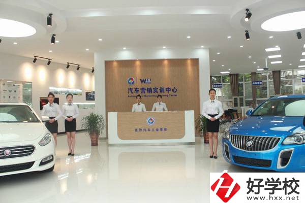 長(zhǎng)沙汽車(chē)工業(yè)學(xué)校學(xué)費(fèi)是多少？招生要求有哪些？