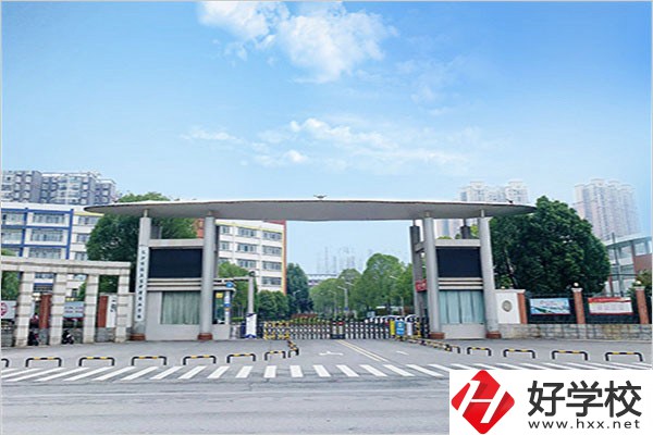 長沙有衛(wèi)校招收初中生嗎？有哪些條件？