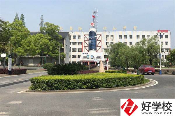 湘潭設(shè)有大專中職部的學(xué)校有哪些？有什么辦學(xué)特色？