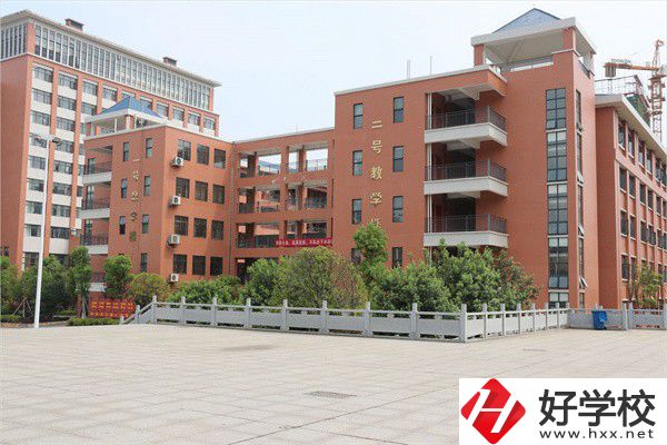 郴州排名前三的中專是哪幾所？有什么辦學(xué)優(yōu)勢(shì)？