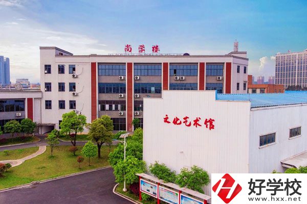 郴州市榮豐學(xué)校是職高還是普高？有什么辦學(xué)特色？