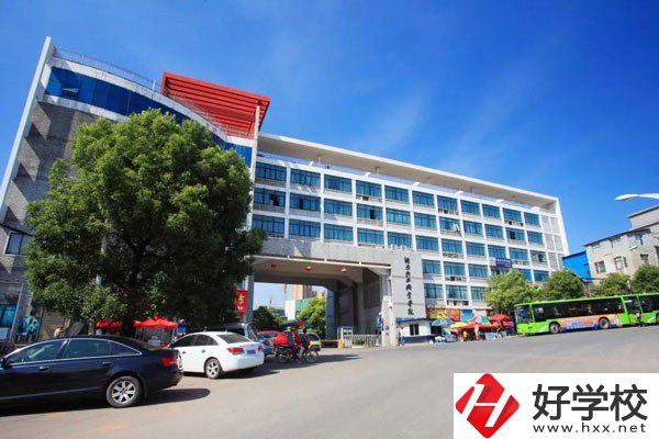 長(zhǎng)沙辦學(xué)規(guī)模最大的職校是哪一所？有什么招生專業(yè)？