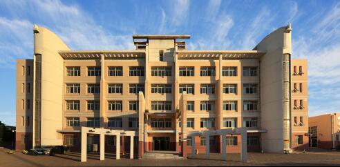 天津市建筑工程學(xué)校有“3+2”專業(yè)嗎？畢業(yè)出來是什么學(xué)歷？