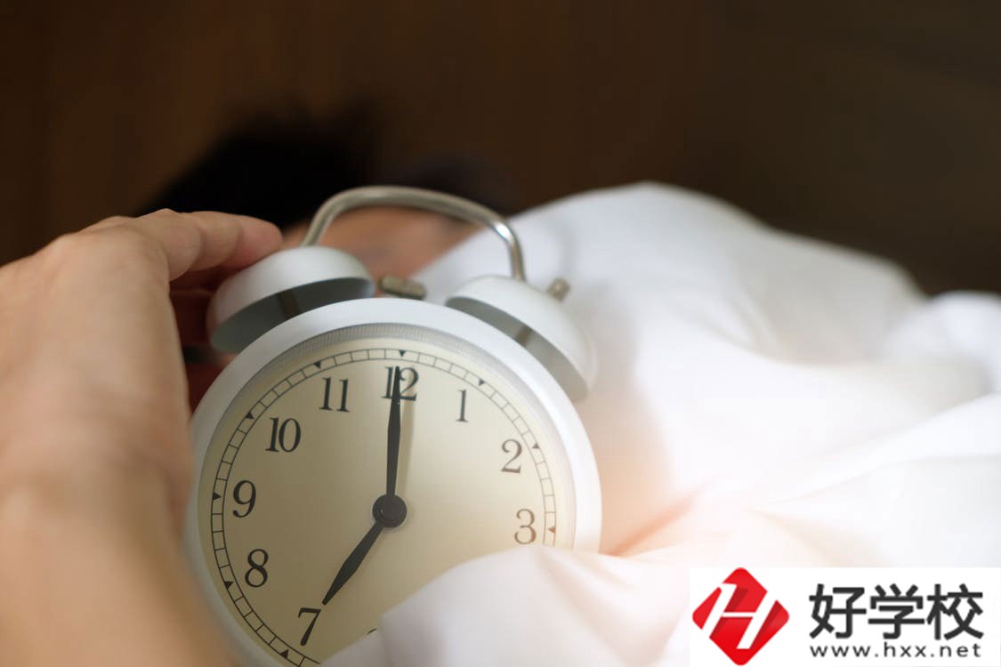 長沙市岳麓區(qū)湘華職校就讀計(jì)算機(jī)專業(yè)怎么樣？