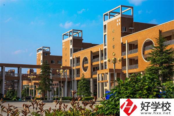 張家界重點(diǎn)中專有哪些？辦學(xué)特色是什么？