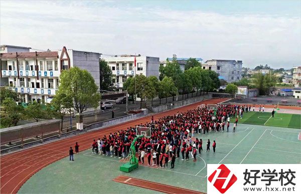 龍山縣第一職業(yè)中學有哪些重點專業(yè)？容易就業(yè)嗎？