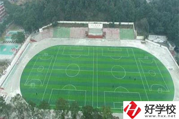 岳陽理工職業(yè)技術(shù)學校專業(yè)情況如何，有哪些辦學特色？