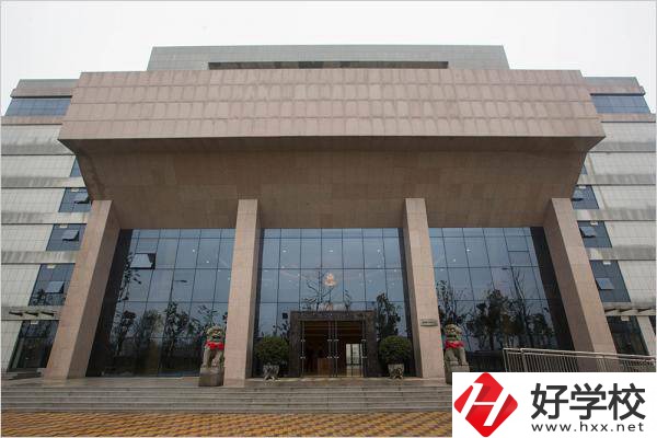湖南幼兒師范高等?？茖W(xué)校實(shí)訓(xùn)樓
