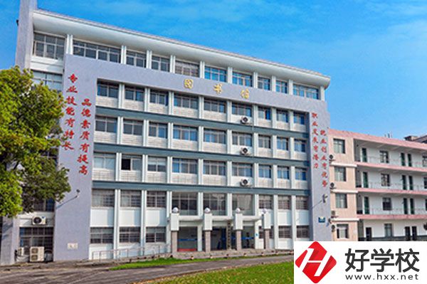 株洲人工智能職業(yè)技術(shù)學(xué)校設(shè)備怎樣？有什么辦學(xué)特色？