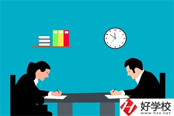 湖南職高高考班和普通班有什么區(qū)別？高考班學(xué)什么？