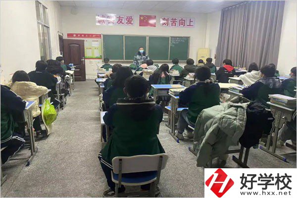 湖南華航鐵路科技技工學(xué)校的校園管理如何？