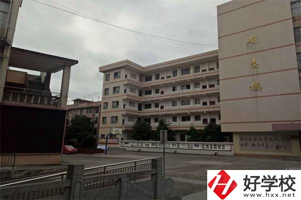 湘西民族女子中等職業(yè)學(xué)校有哪些專業(yè)？招生要求高嗎？