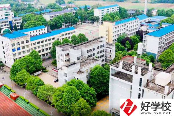湖南瀏陽(yáng)有什么好的中?？梢酝扑]？學(xué)什么專業(yè)好？