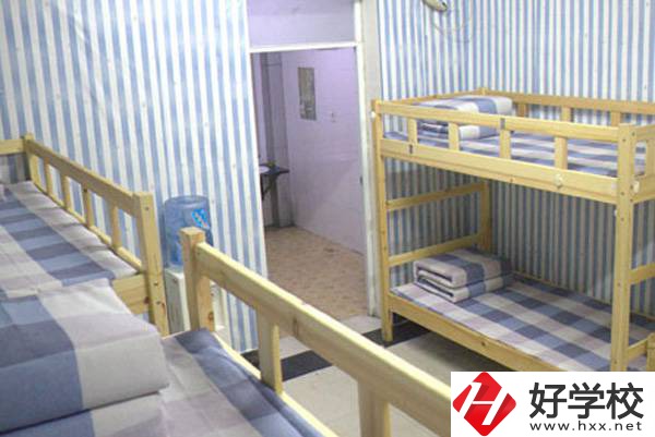 湖南長(zhǎng)沙藝術(shù)學(xué)校宿舍環(huán)境怎么樣？有哪些優(yōu)勢(shì)？