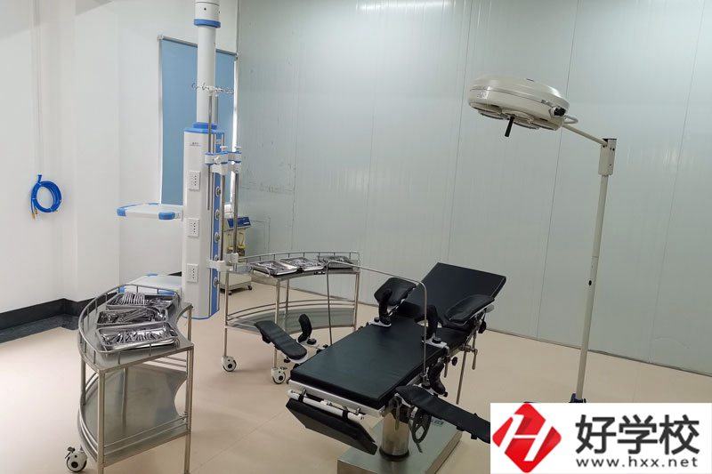 衡陽市瀟湘衛(wèi)生中等專業(yè)學(xué)校有哪些特色專業(yè)？