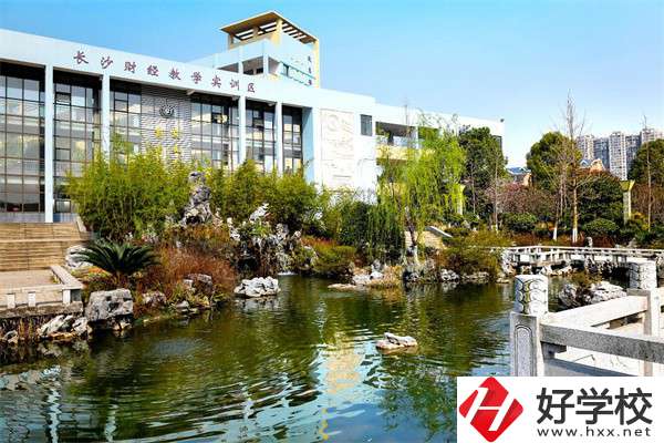 長沙初中畢業(yè)生怎么填報中專志愿？有什么中專推薦?