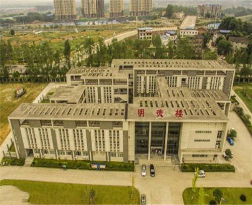 南充職業(yè)技術(shù)學(xué)校在什么地方呢？