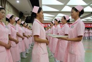 中專學(xué)歷、護理專業(yè)現(xiàn)在可以報考執(zhí)業(yè)藥師證嗎？