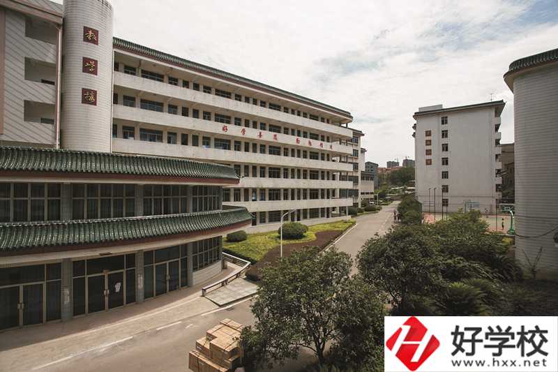 中考后讀衡陽(yáng)市信息網(wǎng)絡(luò)工程學(xué)校，可以學(xué)什么專(zhuān)業(yè)？