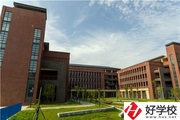 常德汽車機電學(xué)校汽車類專業(yè)就業(yè)前景如何？