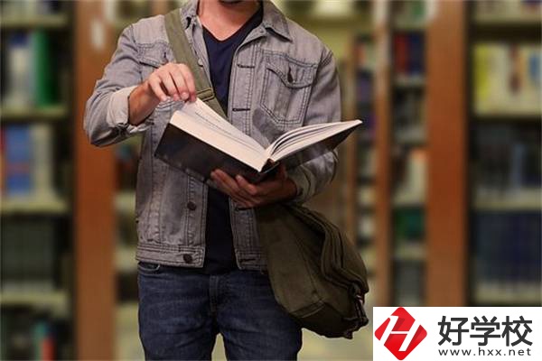 在湖南就讀普通高中和職業(yè)高中有什么區(qū)別？職高怎么樣？