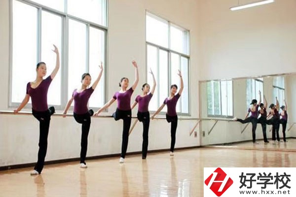 衡陽市信息網(wǎng)絡(luò)工程學(xué)校是公辦的嗎？辦學(xué)特色是什么？