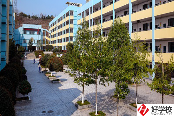 長(zhǎng)沙財(cái)經(jīng)學(xué)校教學(xué)樓