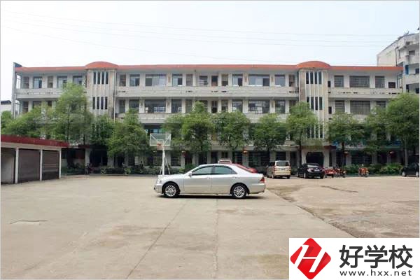 永州市第二技工學校有哪些優(yōu)惠政策？優(yōu)勢如何？