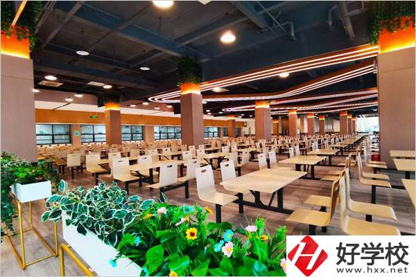 湖南華科技工學(xué)校好不好？地址在哪？