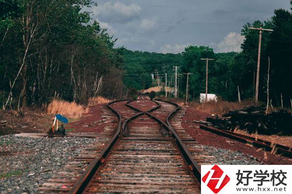 衡陽(yáng)市雁峰區(qū)有哪些職業(yè)中專？環(huán)境好不好？