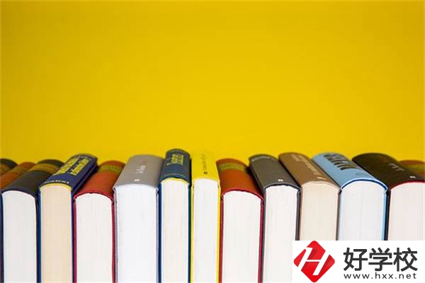 在湖南“晚熟”的孩子該何去何從？該怎么擇校？