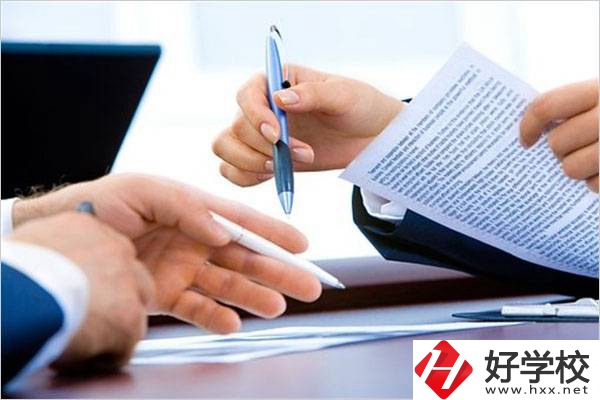 湖南初中畢業(yè)讀五年制大專學(xué)什么專業(yè)好？讀了有用嗎？