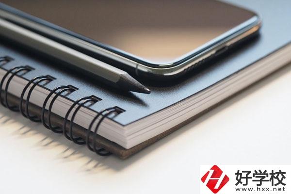 桂陽縣職業(yè)技術(shù)教育學(xué)校環(huán)境怎么樣？宿舍好不好？