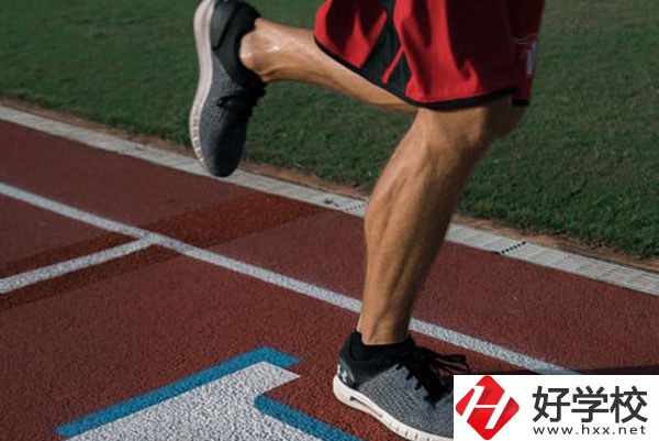湖南省經(jīng)濟(jì)貿(mào)易職業(yè)中專學(xué)校好不好？宿舍怎么樣？