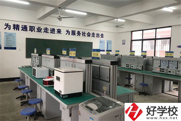 邵陽(yáng)重點(diǎn)工業(yè)中職有哪些？辦學(xué)條件怎么樣？