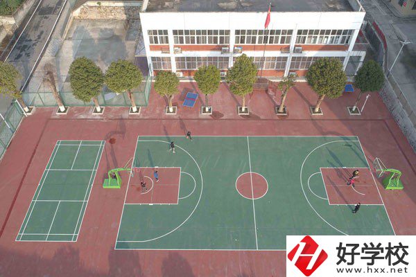 湖南有哪些比較好的公辦職高？學(xué)費(fèi)是多少？