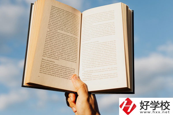 在衡陽想學(xué)廚師？這個學(xué)校不能錯過！