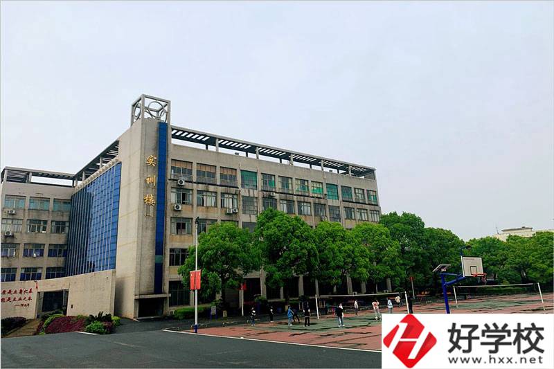 益陽高級技工學(xué)校實(shí)訓(xùn)樓