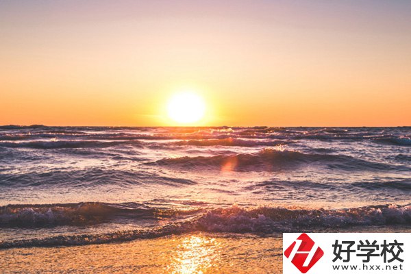張家界旅游學(xué)校辦學(xué)條件怎么樣？