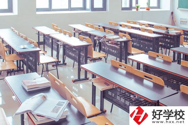 張家界航空工業(yè)職業(yè)技術學院好不好？就業(yè)怎么樣？