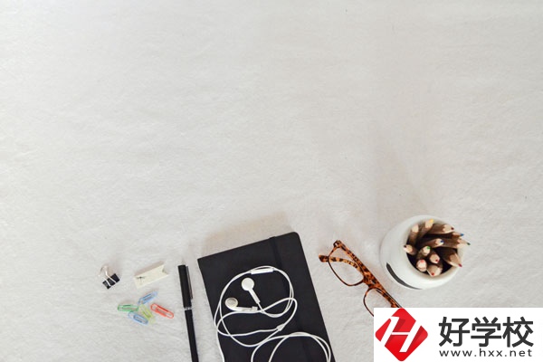 湖南省道縣師范學(xué)校好不好？什么專業(yè)女生最多？