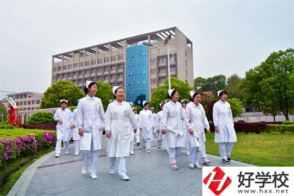 衡陽辦學(xué)規(guī)模排前三的中專是哪幾所？有什么辦學(xué)特色？